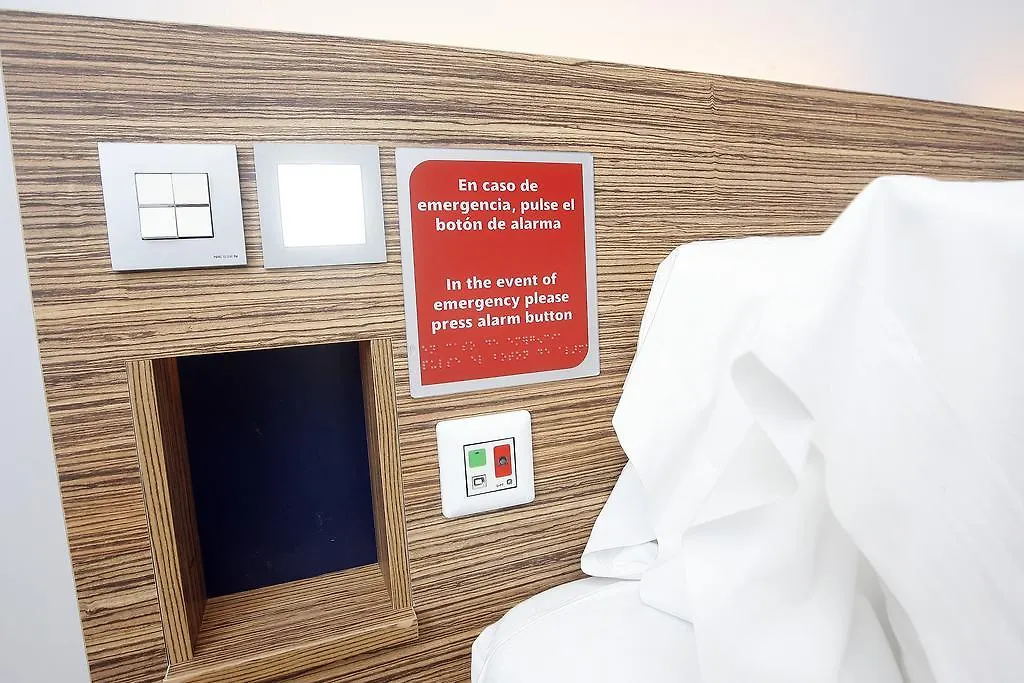 Travelodge Barcelona Fira L'Hospitalet de Llobregat Spanien