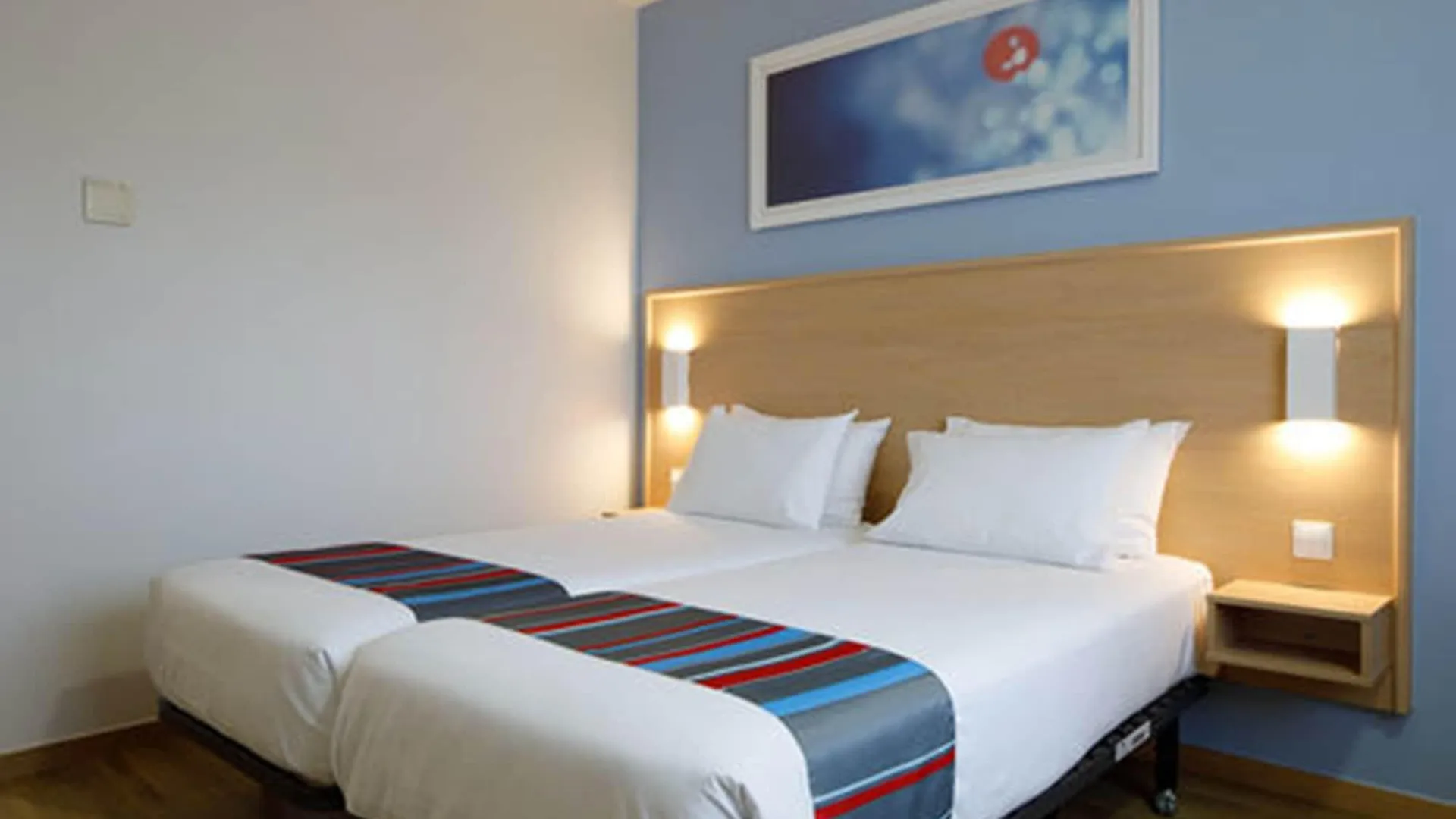 Hotel Travelodge Barcelona Fira L'Hospitalet de Llobregat