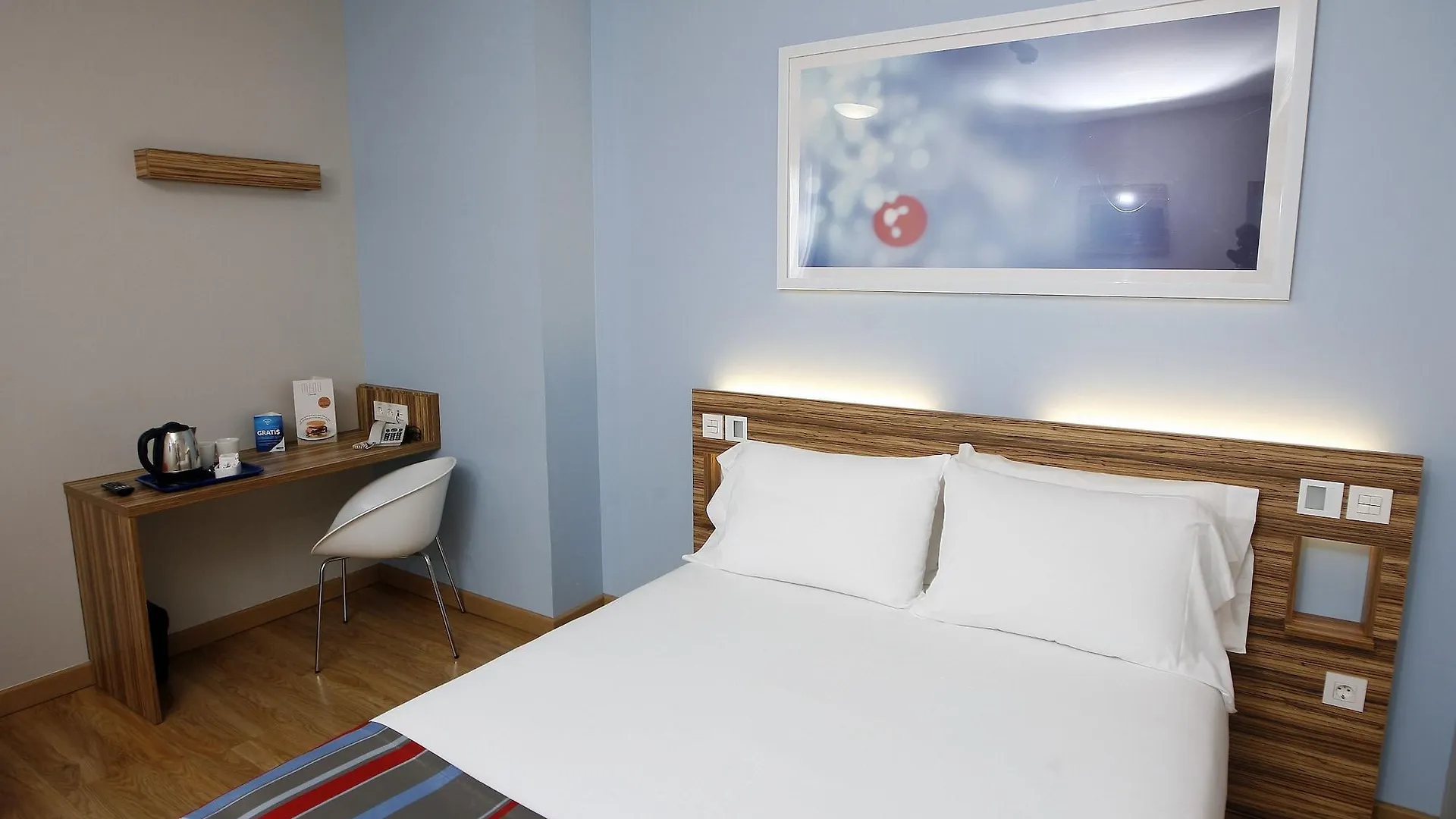 Travelodge Barcelona Fira L'Hospitalet de Llobregat Hotel