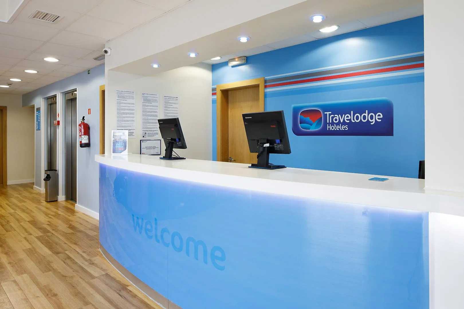 Travelodge Barcelona Fira L'Hospitalet de Llobregat 3*,  Spain