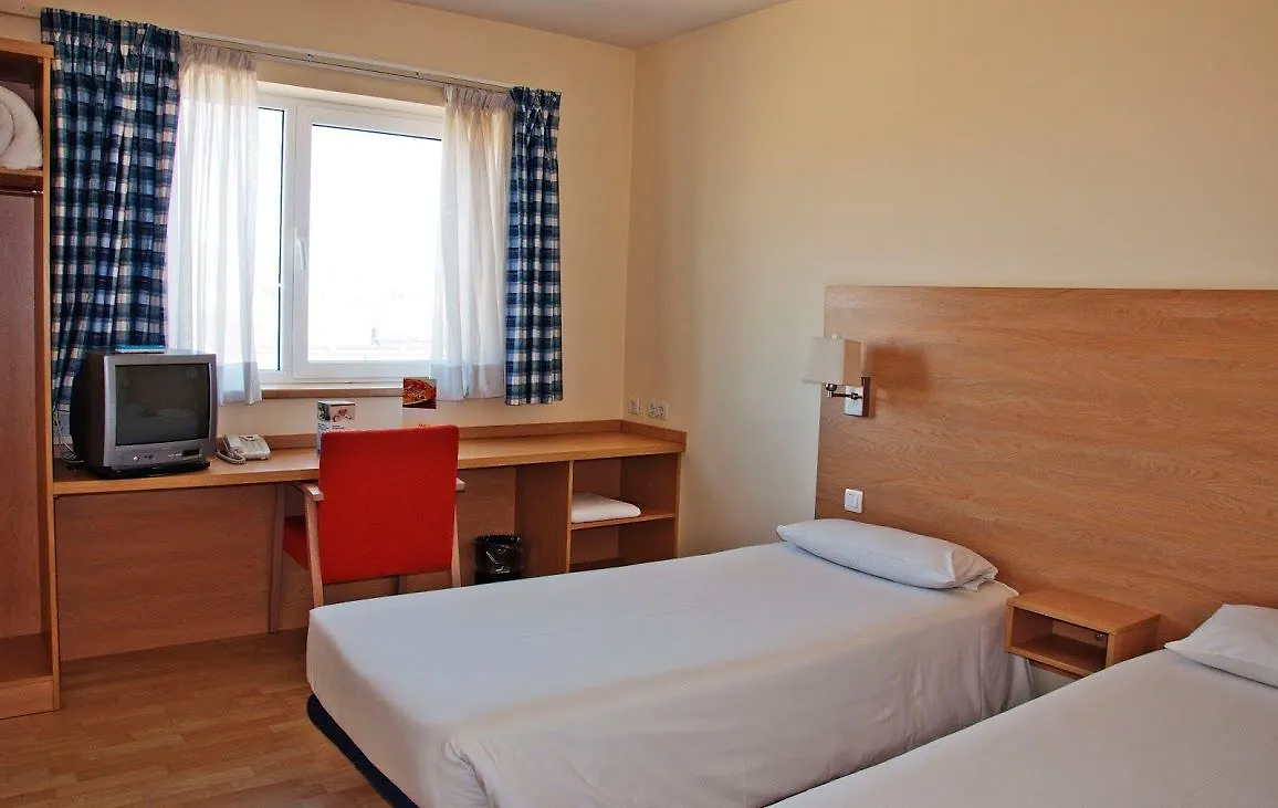 Travelodge Barcelona Fira L'Hospitalet de Llobregat